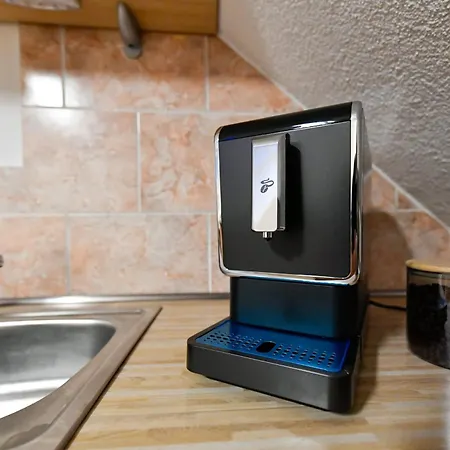 Grosses Spree Apartment, 3 Schlafzimmer Bis 10 Personen, 4x Kfz Parkplatz, Terrasse, Waschtrockner, Wlan, Netflix 公寓 *