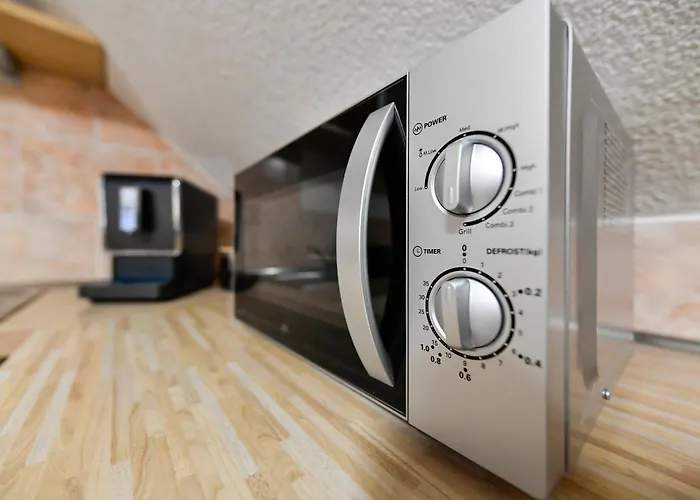 Lägenhet Grosses Spree Apartment, 3 Schlafzimmer Bis 10 Personen, 4x Kfz Parkplatz, Terrasse, Waschtrockner, Wlan, Netflix *