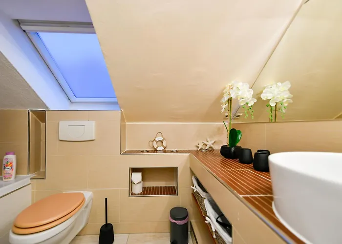 Grosses Spree Apartment, 3 Schlafzimmer Bis 10 Personen, 4x Kfz Parkplatz, Terrasse, Waschtrockner, Wlan, Netflix * Cottbus